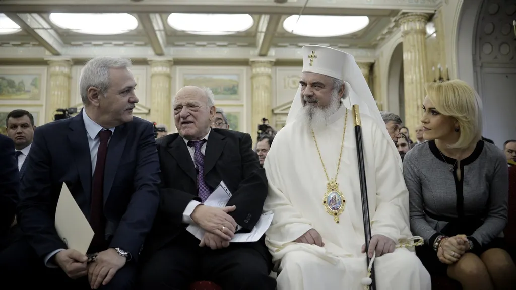 Cum va da Liviu Dragnea vina pe BOR. Adevărata miză a scrutinului "pentru familie"