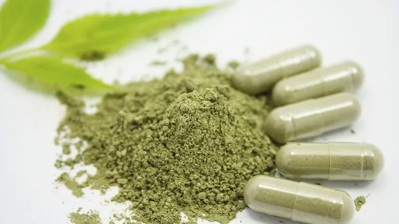 Extract de ceai verde. Pericolul ascuns al popularului supliment