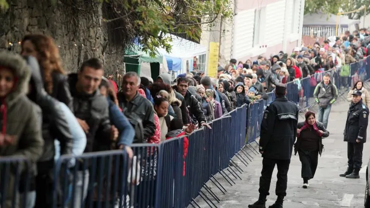 Deşi mai sunt 7 zile până la sărbătoarea Sfintei Parascheva, mii de pelerini au ajuns deja la Iaşi