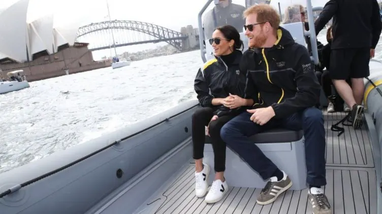 Meghan Markle a creat 30 de slujbe, foarte ciudat: purtând blugi