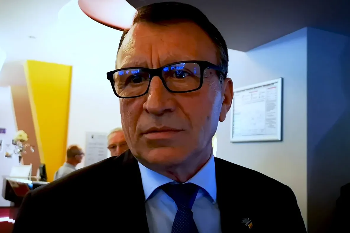 Vicepremierul Paul Stănescu, ignorat. Momente uluitoare