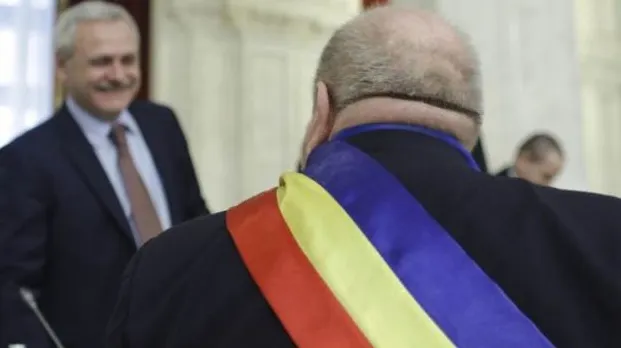 Pensiile speciale ale aleşilor, amânate de la dezbaterea CCR