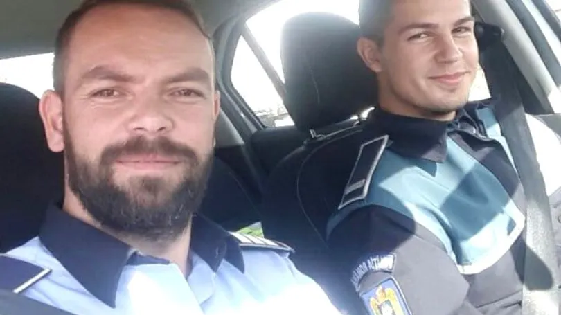 Reacţia unor poliţişti după ce radarul lor a fost semnalat pe Facebook. E absolut hilar 