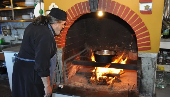 Cum să găteşti ca un călugăr! Zece sfaturi direct de la Muntele Athos