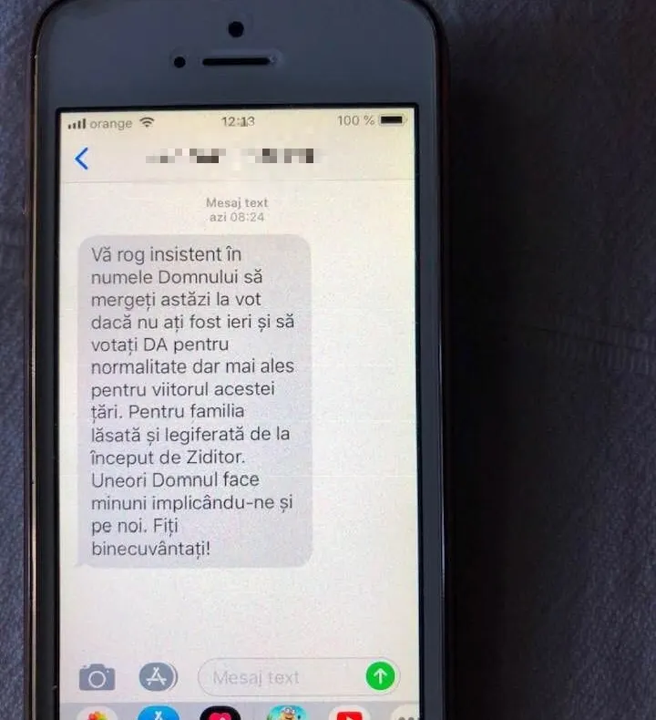 SMS-uri cu îndemnuri religioase pro referendum primite de bucureşteni 