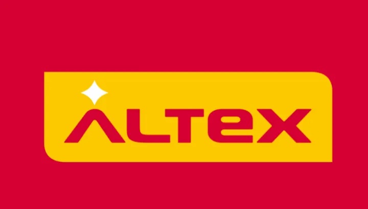 Altex - Ce pret au telefoanele iPhone de Black Friday