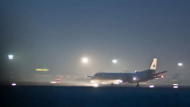 Ceața a perturbat traficul aerian: Cursa Craiova-Paris ar putea fi anulată