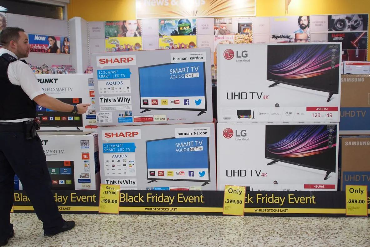 eMAG Black Friday 2018 - Pe ce televizoare sa stai cu ochii in Vinerea Neagra