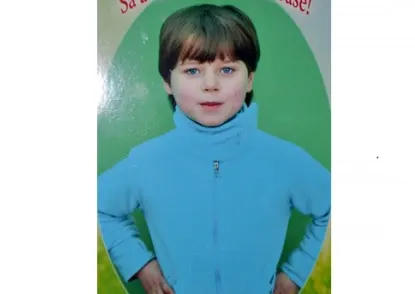 Alertă în Petroşani! Fetiţă de 7 ani, DISPĂRUTĂ. Poliţia cere sprijinul populaţiei 