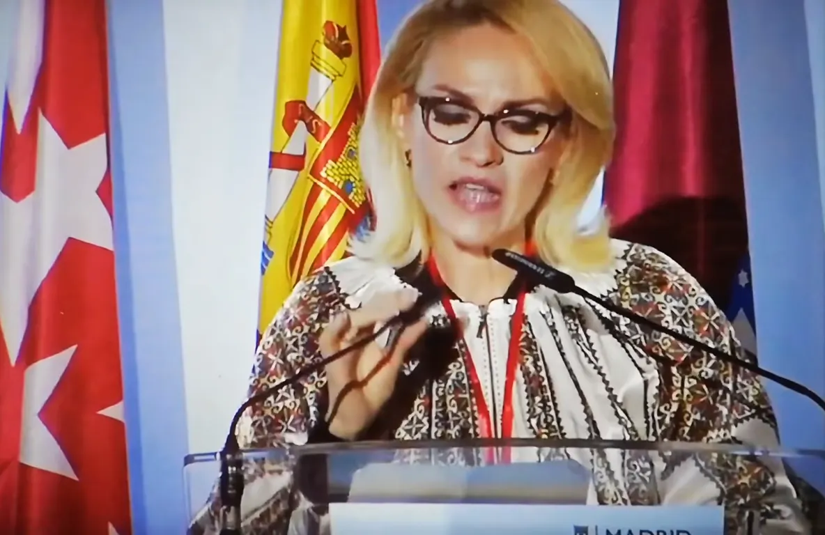 Cum vorbește Gabriela Firea în limba spaniolă