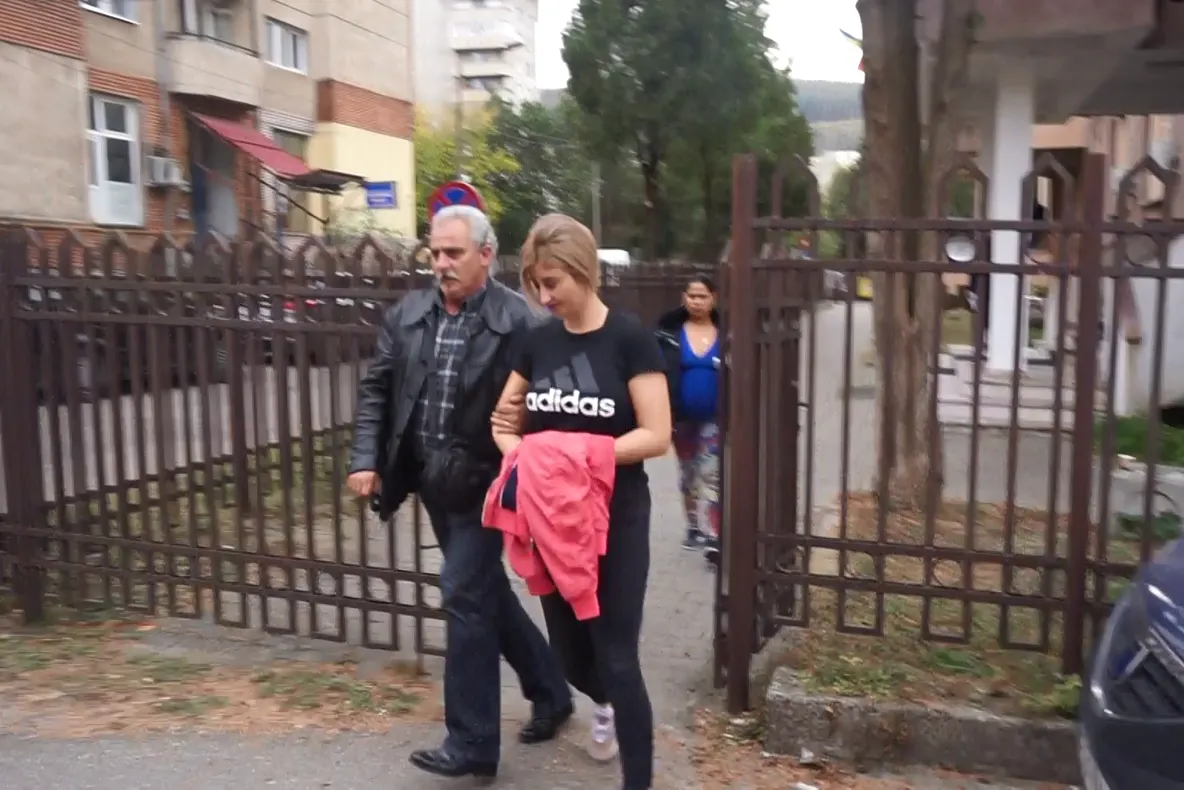 Şpagă la morgă! Procurorii au ridicat trei persoane