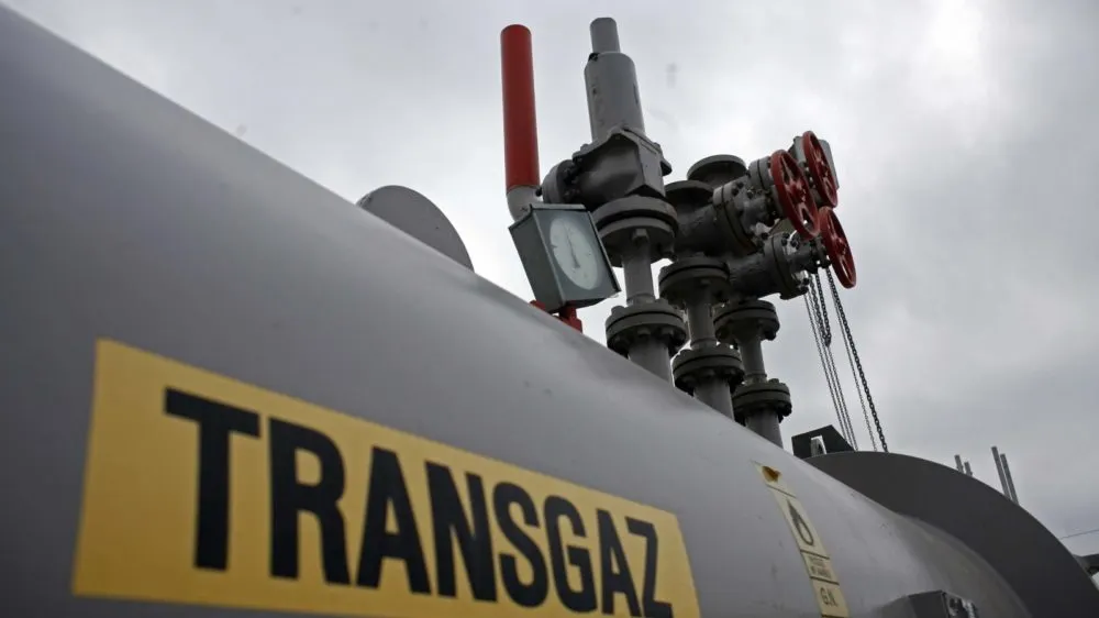 După Nuclearelectrica şi Romgaz, guvernul ia banii de investiţii şi de la Transgaz