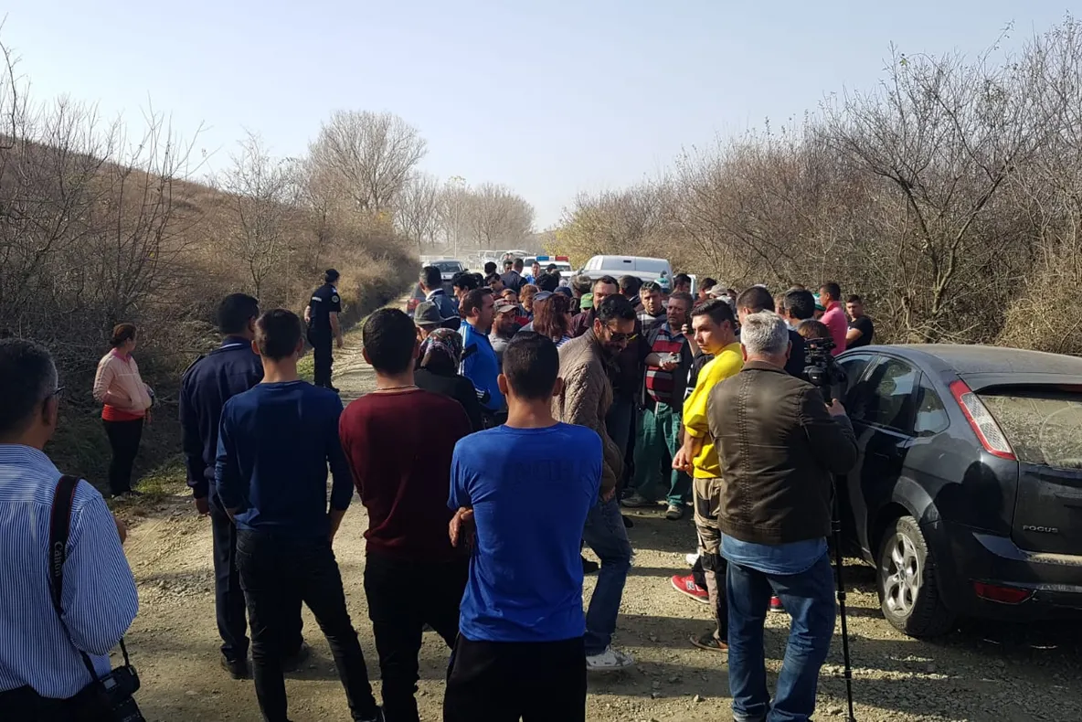 Revolta oltenilor în fața pestei. Oamenii au blocat intrarea în gospodării
