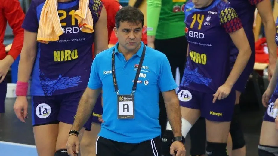 Selecționerul Ambros Martin, susținut de jucătoare! “Nu poate face magii”