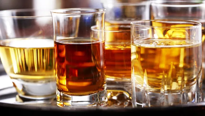 Experții francezi AVERTIZEAZĂ: Consumul de alcool, chiar și scăzut, are un efect dăunător asupra sănătății -  STUDIU