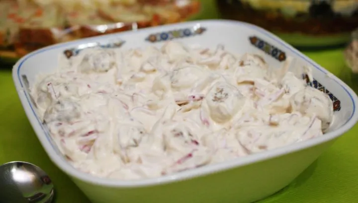 Aşa faci cele mai bune ciuperci cu maioneză. Ingredientul secret care le face şi mai delicioase