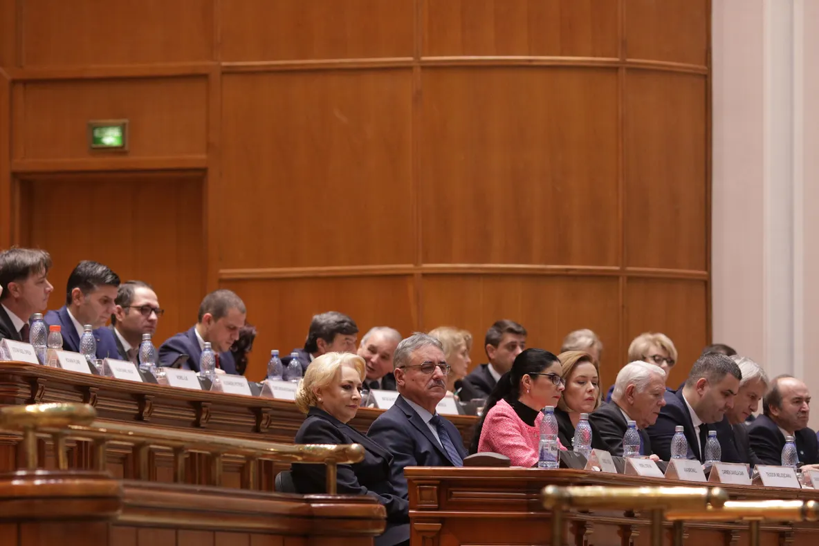 Moțiunea de cenzură a căzut. A primit doar 161 de voturi, mai puține decât semnăturile