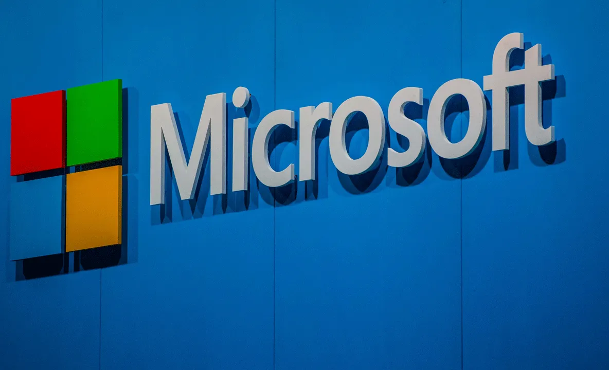 Defecțiunea majoră de la Microsoft "naște monștri". Val de TEORII ALE CONSPIRAȚIEI după incidentele globale provocate de o pană informatică a sistemului