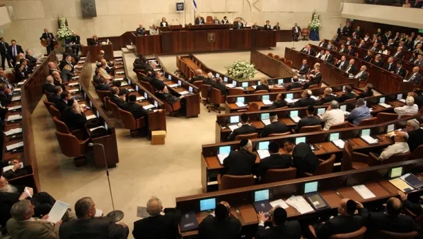 Parlamentul din Israel votează pentru dizolvarea sa şi organizarea de alegeri la 9 aprilie