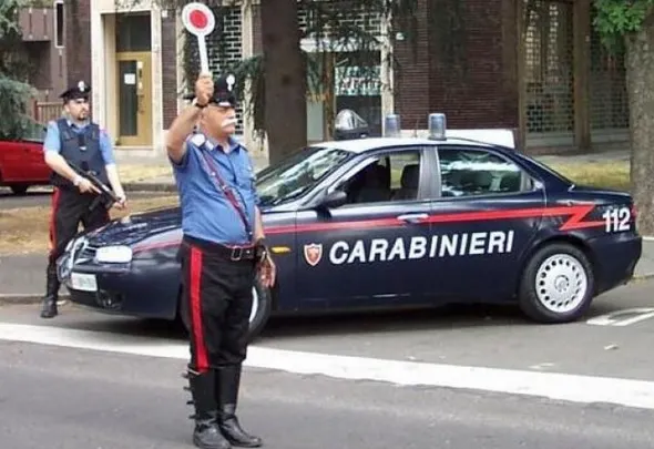 Şoferii români, vânaţi în Italia. Maşinile, ridicate de Poliţie, după schimbarea Codului Rutier 