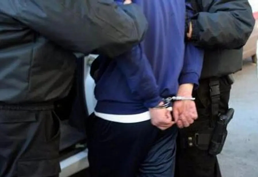 Căutat în toată lumea, un Infractor cu 9 identităţi a fost reţinut la Timişoara
