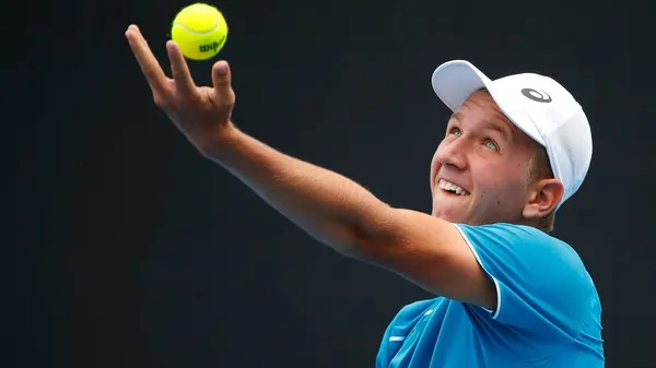 Un tânăr jucător român face senzație la Openul Australiei