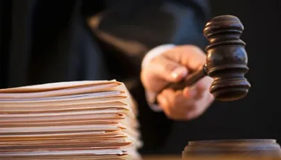 USR îi cere lui Iohannis să sesizeze CCR