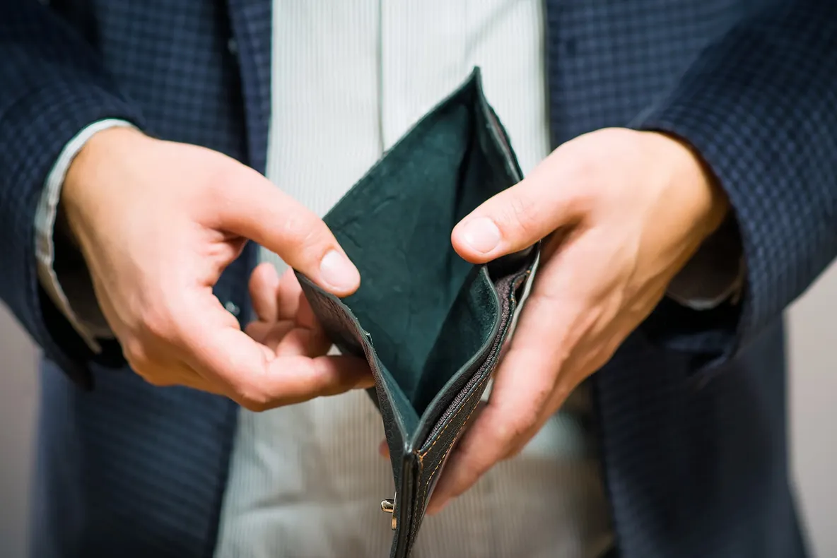 PSD a stabilit pragul traiului decent în România: 2600 de lei pentru doi adullți și doi copii