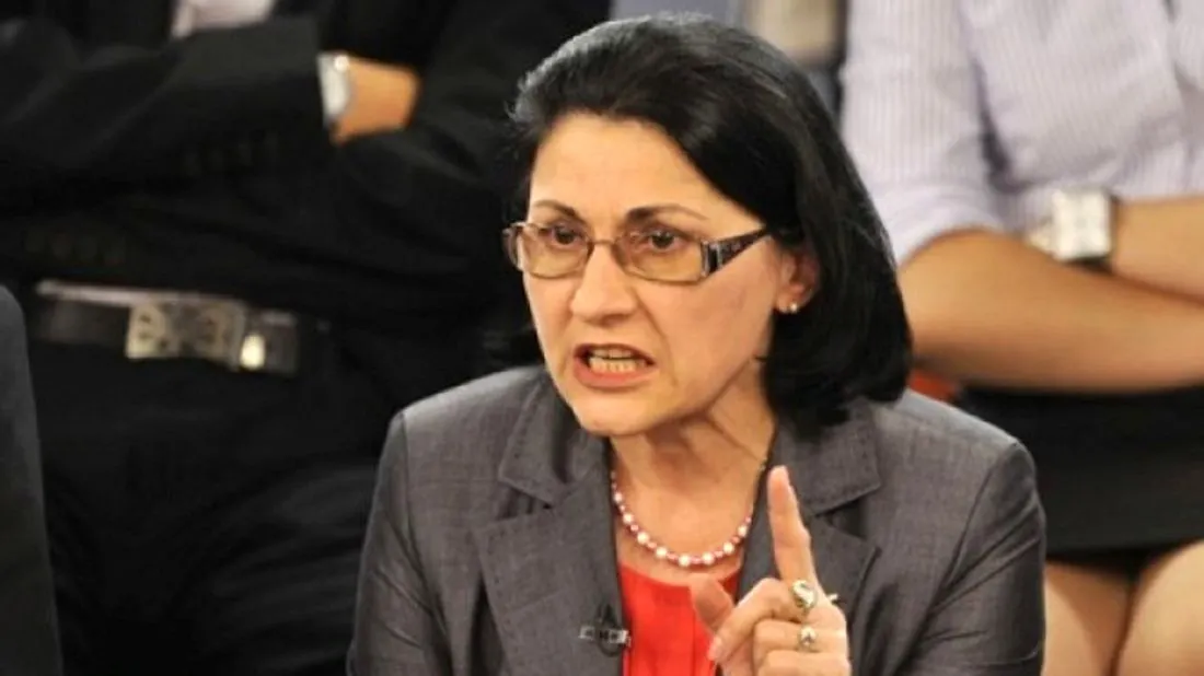 Scandal în Parlament. Dragnea, acuzat că a FURAT un amendament PNL. Andronescu, foc și pară 