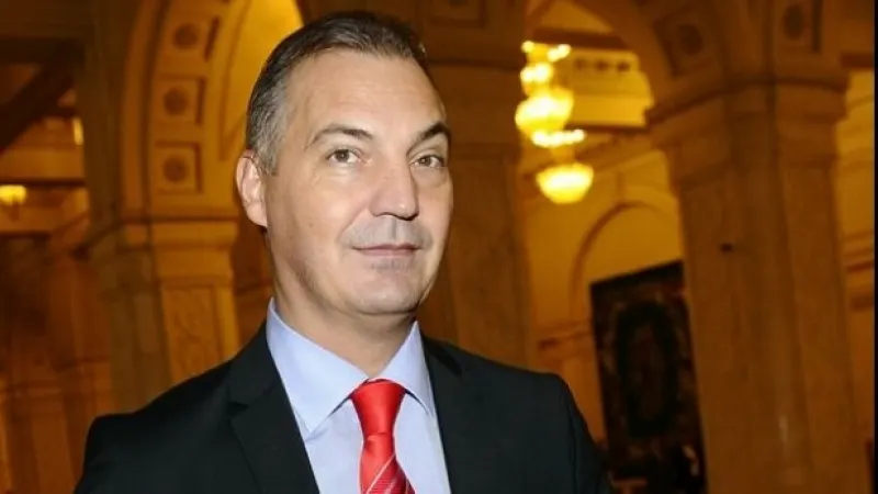 Mircea Drăghici se retrage din cursa pentru Dezvoltare