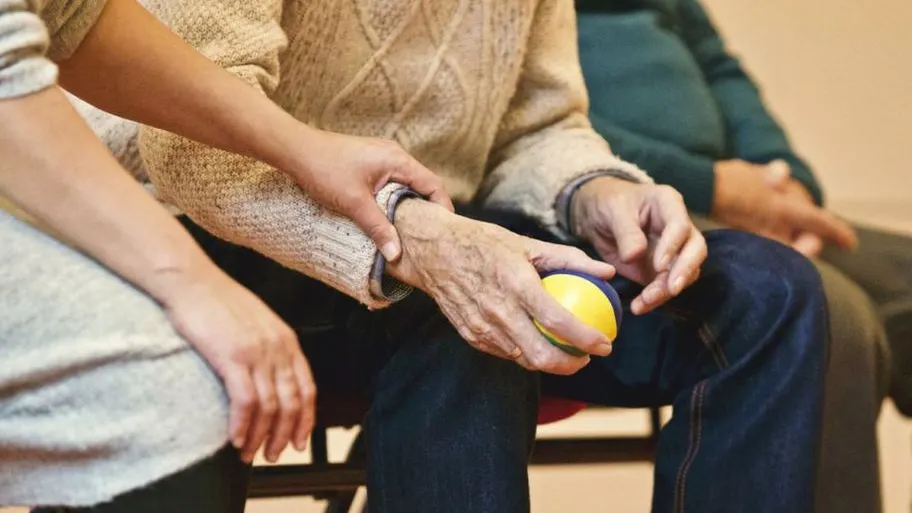 Un tratament radical împotriva bolii Parkinson a fost testat pe oameni