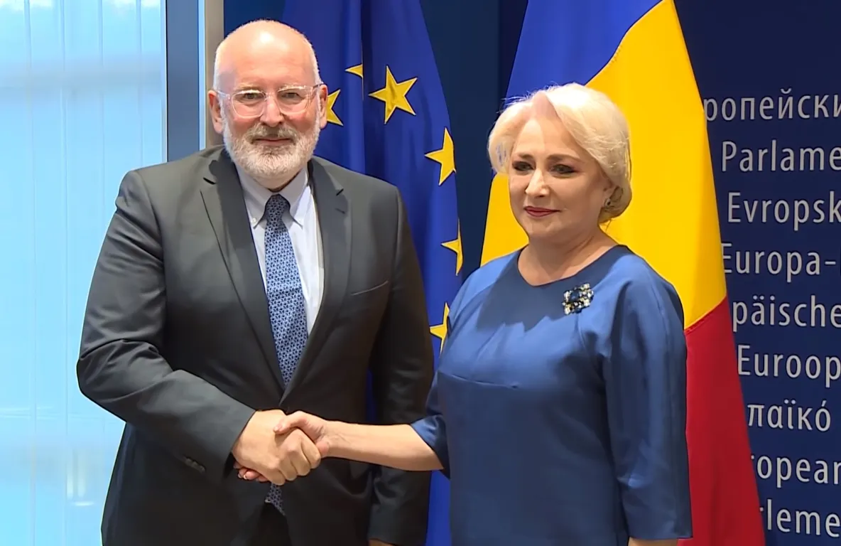 Avertismentul lui Timmermans pentru Dăncilă: OUG pentru contestația în anulare, ”o linie roșie”
