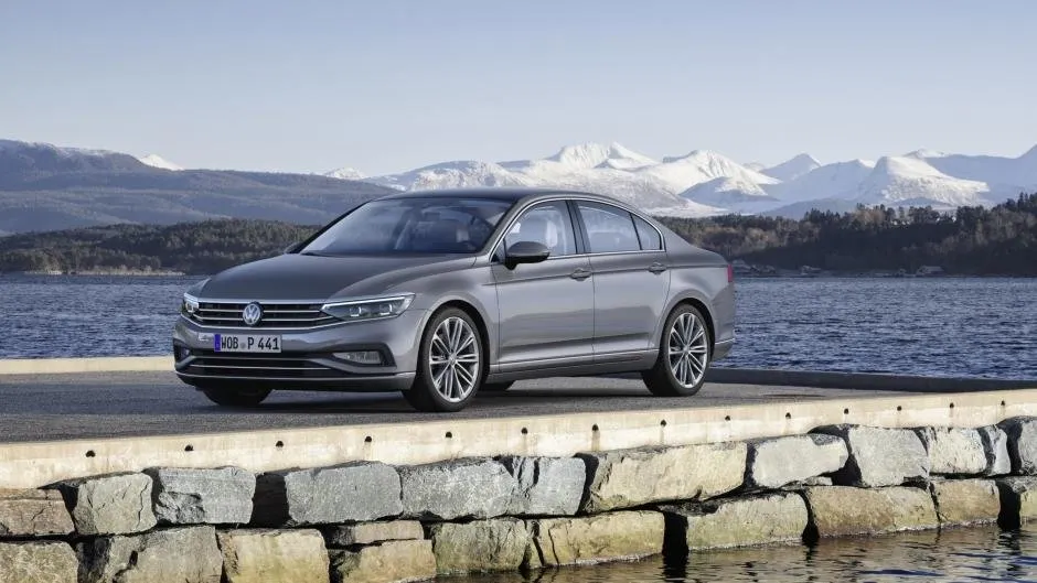 VW Passat, a doua maşină a românilor, după Dacia Logan, vine cu un facelift 2019 spectaculos