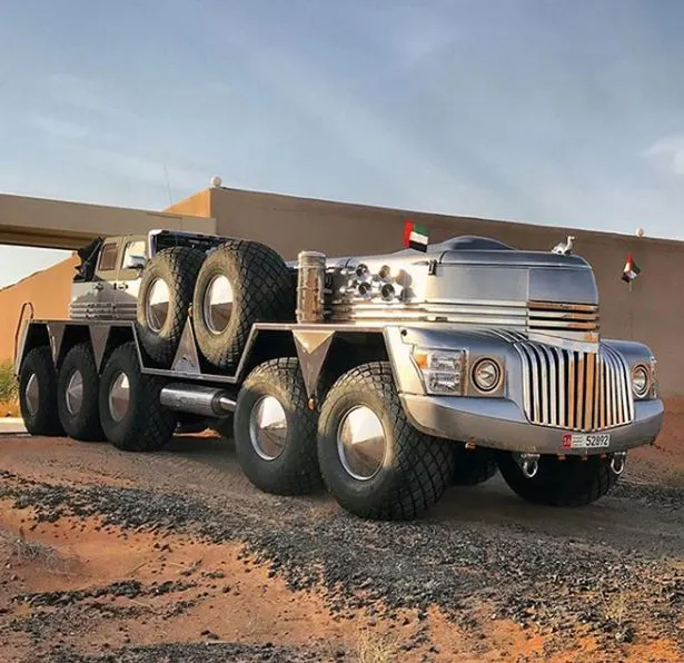 Cel mai mare SUV din lume. "Monstrul" pe 10 roți a fost creat în Dubai. FOTO