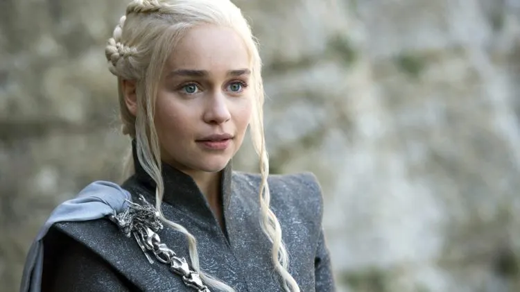 Emilia Clarke, scene de sex și nuditate din "Urzeala tronurilor"