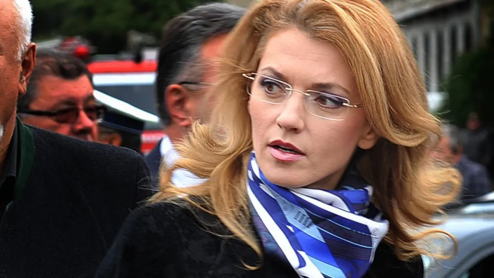  Alina Gorghiu: ”PSD se preface că se luptă pentru majorarea alocațiilor. Este dovada că a ajuns la ipocrizia maximă. PNL a mărit deja alocațiile” 