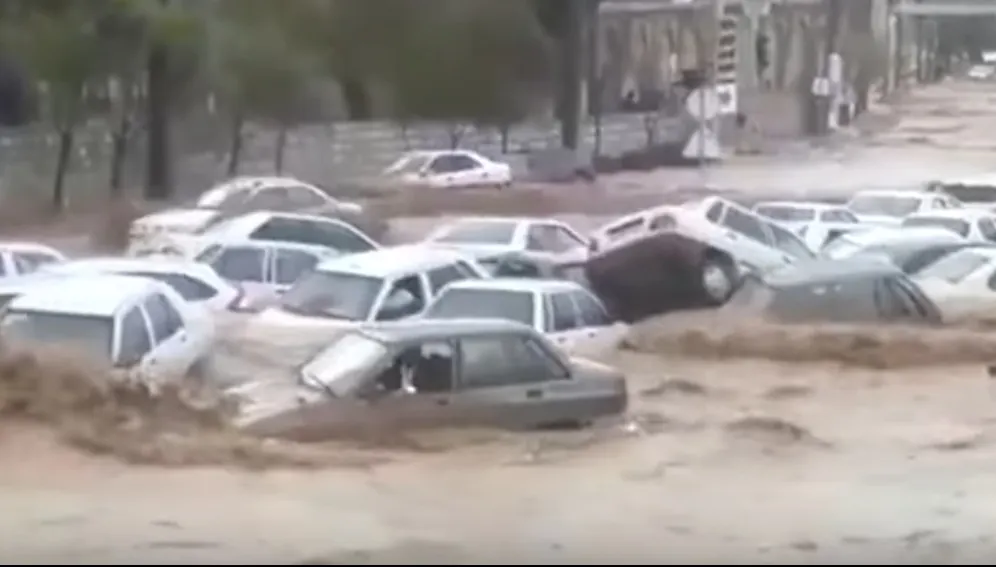 Inundații catastrofale în Iran. Cel puțin 19 morți și zeci de dispăruți