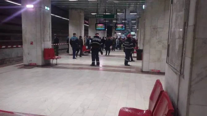O persoană a fost lovită de metrou la Lujerului