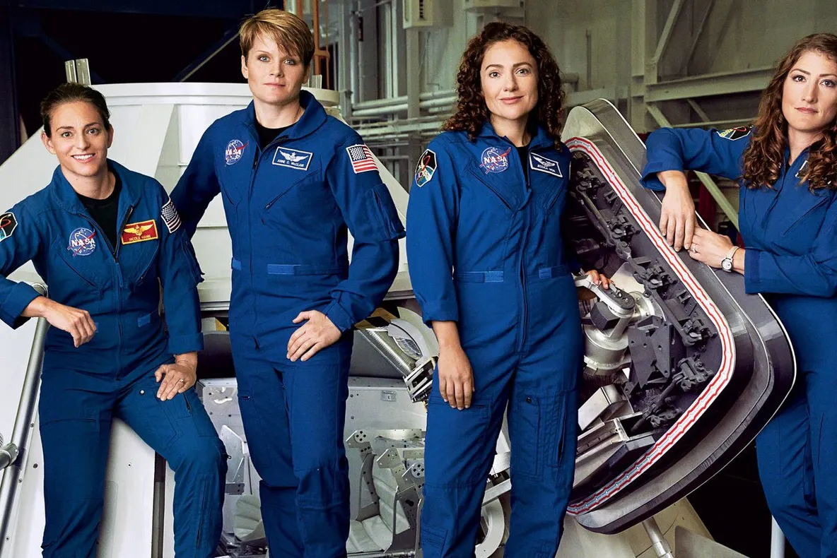 Motivul incredibil pentru care NASA anulează prima ieşire în spaţiu exclusiv feminină
