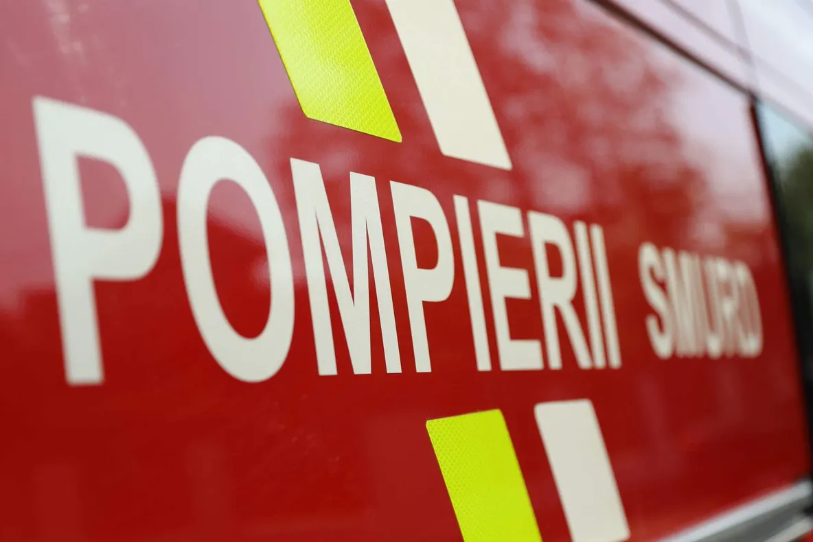 Incendiu în judeţul Bihor, unde populaţia a fost avertizată prin sistemul RO-ALERT