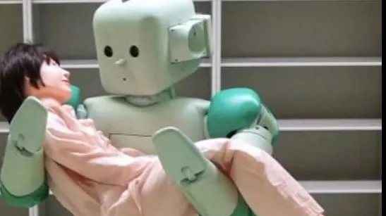 Robotul a intrat în salon și l-a anunțat pe pacient că va muri în câteva zile
