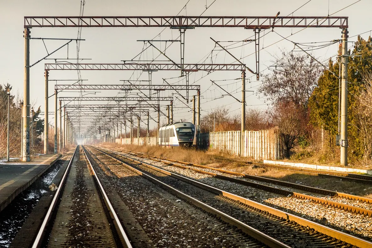 Tragedie în Chitila: O studentă de 22 de ani a murit electrocutată după ce s-a urcat pe un tren