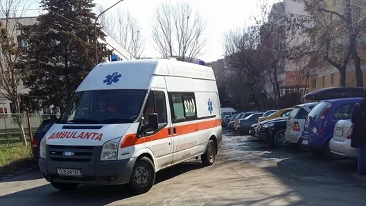 Repetenţi la lecţia "Colectiv"! O tânără cu arsuri grave, plimbată la toate spitalele din ţară