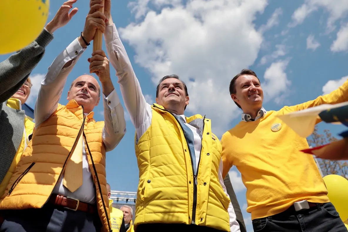 Miting PNL  acasă la Dragnea. Orban: "Cu parul pe ei!"