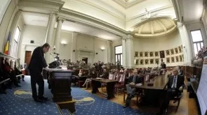 Halucinant! Academia Română nu recunoaște un sondaj prezentat de o instituție subordonată