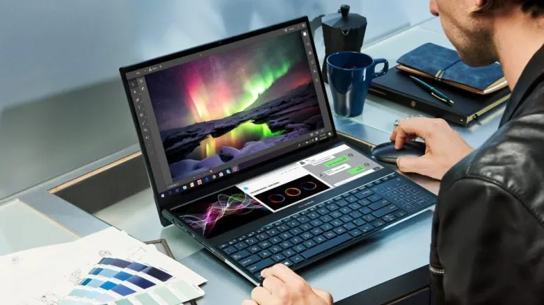 Laptopul revoluționar tocmai a fost prezentat: are două ecrane. Cum îl folosești?