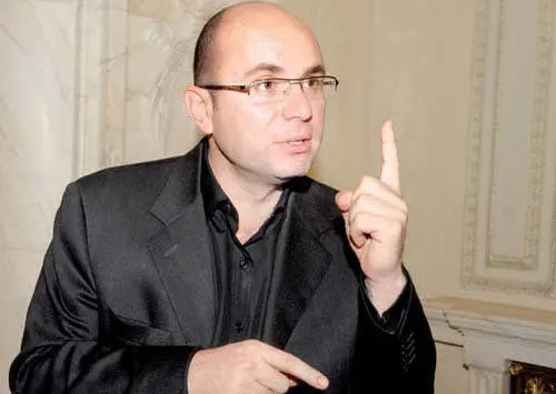 Cozmin Gușă: Mizele europarlamentarelor: neo-majoritate și prezidențiale (2)