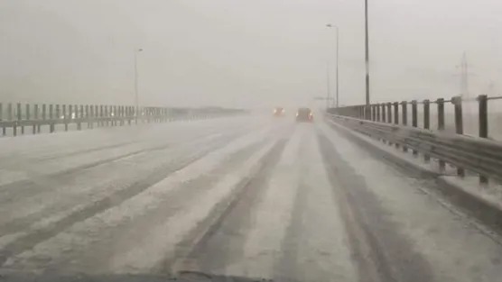 Vreme extremă în România. Strat de gheață pe Autostrada Soarelui. Mașinile s-au oprit -FOTO și VIDEO