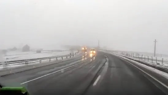Imagini ULUITOARE. Iarnă în toată regula în luna mai. România sub un strat gros de zăpadă 