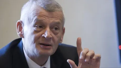 Sorin Oprescu dă în judecată Parlamentul pentru a-și recupera pensia specială - Călin Popescu Tăriceanu, Adrian Năstase, Eugen Nocolicea, în proces